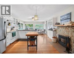 Bedroom - 8110 & 8120 Busk Road, Balfour, BC V0G1C0 Photo 8