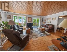 700 Ice Lake Drive, Gore Bay, Manitoulin Island, ON P0P1H0 Photo 10