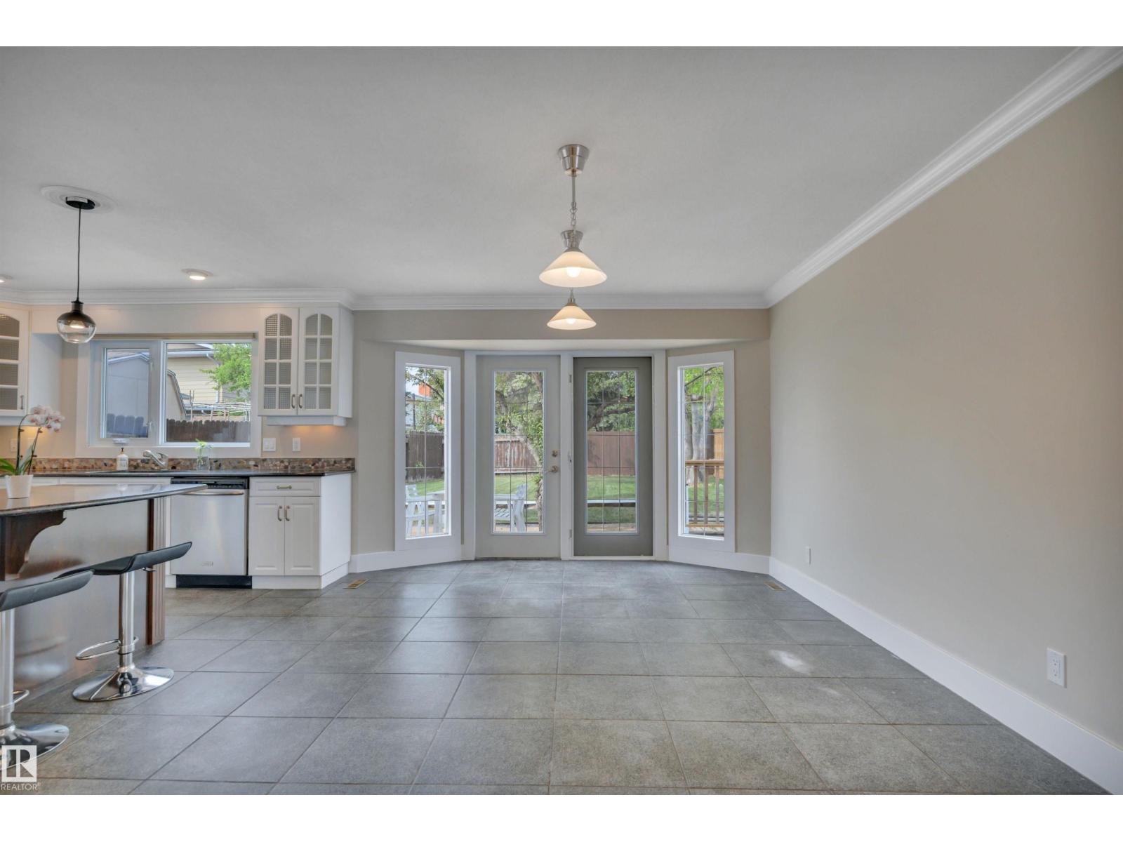 2412 112A ST NW - 17