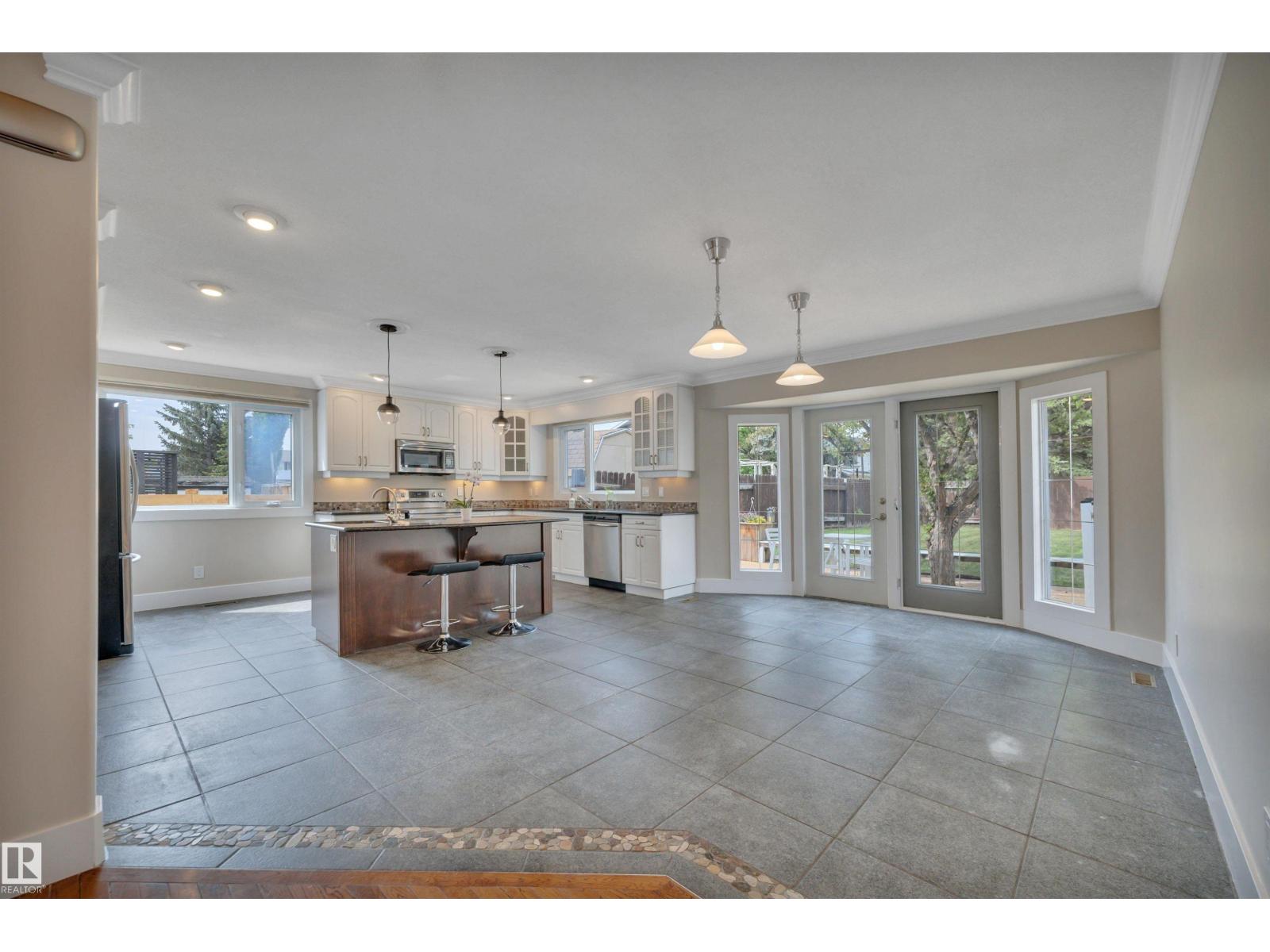 2412 112A ST NW - 14
