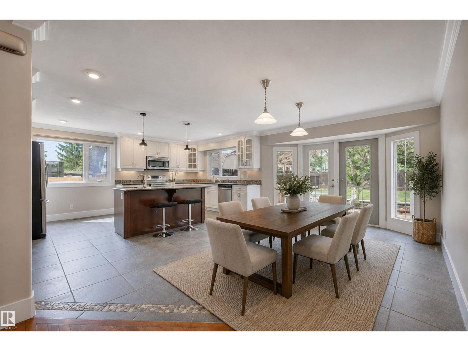 2412 112A ST NW - 15