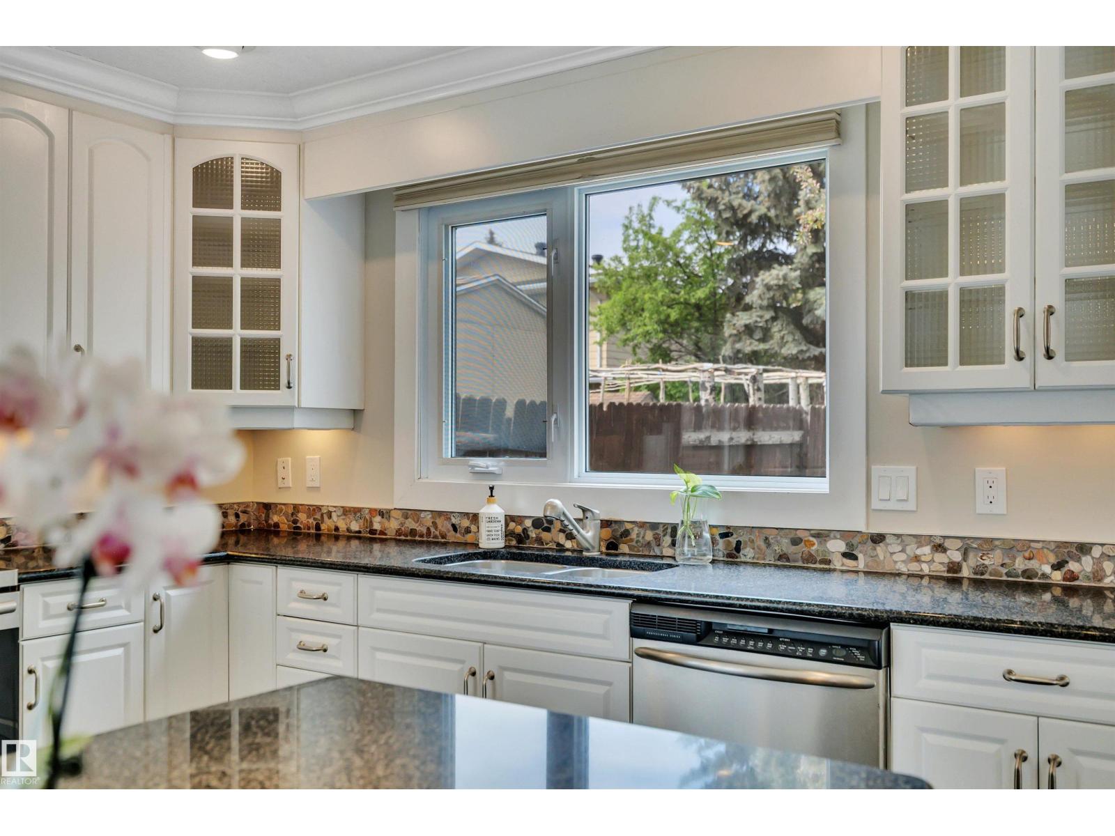 2412 112A ST NW - 25
