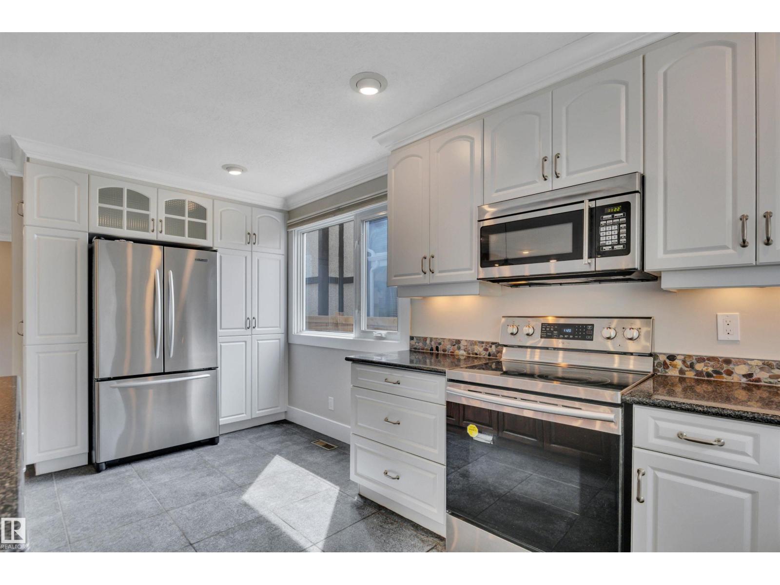 2412 112A ST NW - 26