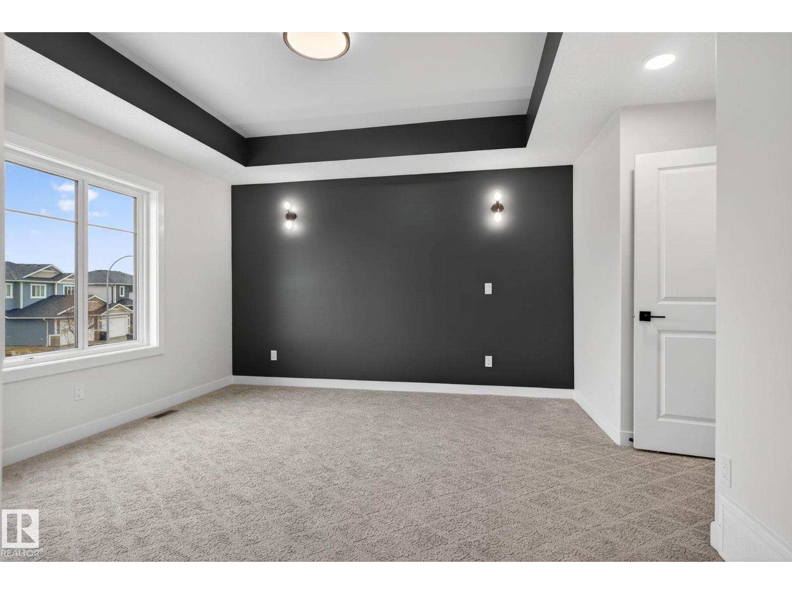 20 HAZELWOOD LN - 26