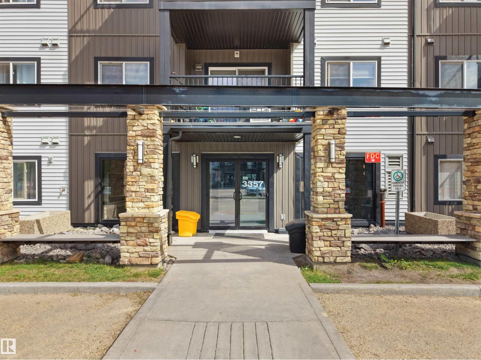 #215 3357 16A AV NW - 1