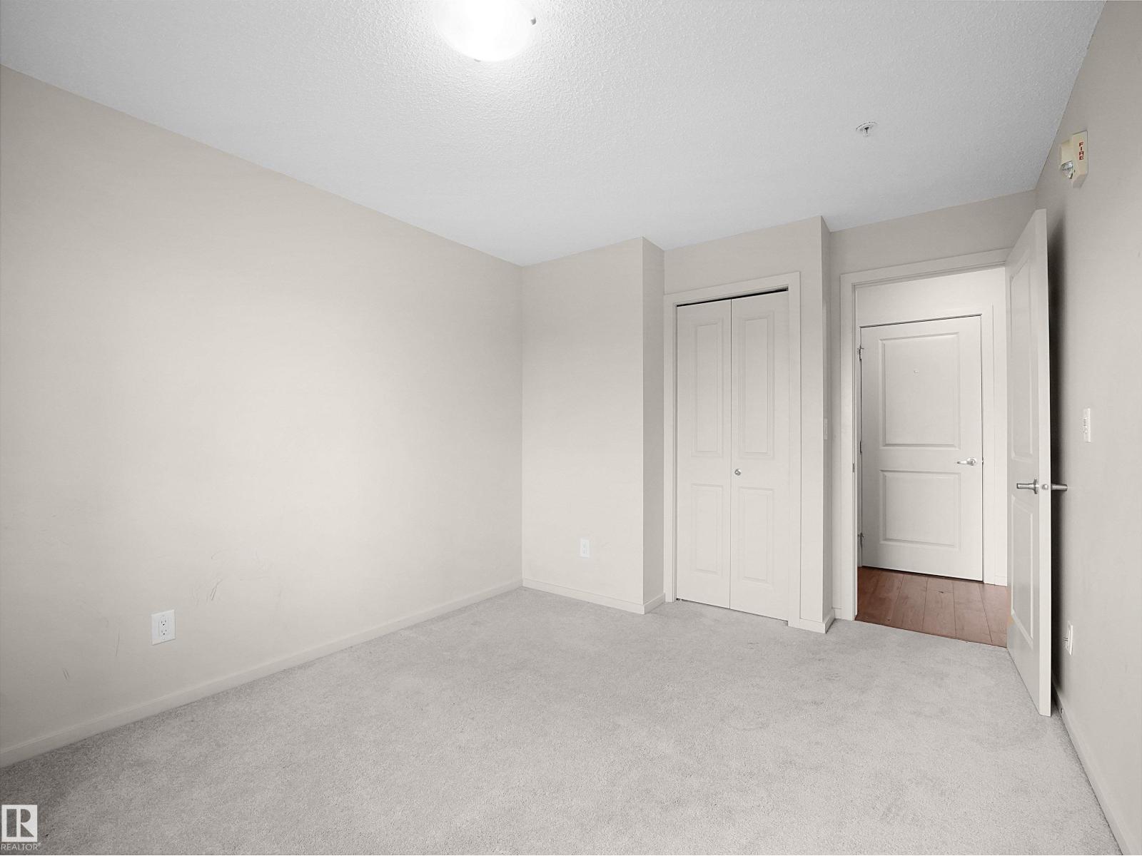 #215 3357 16A AV NW - 19