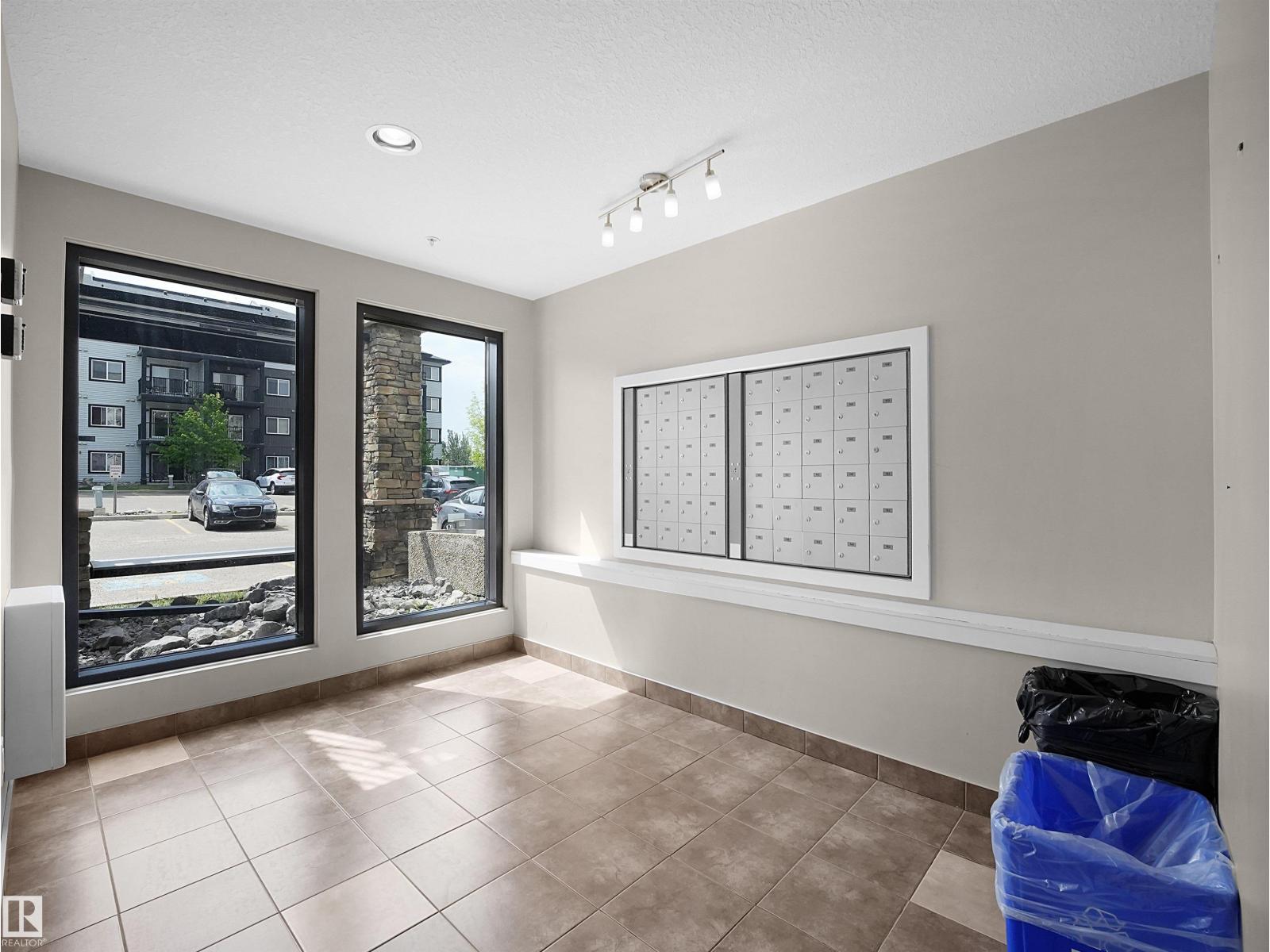 #215 3357 16A AV NW - 30
