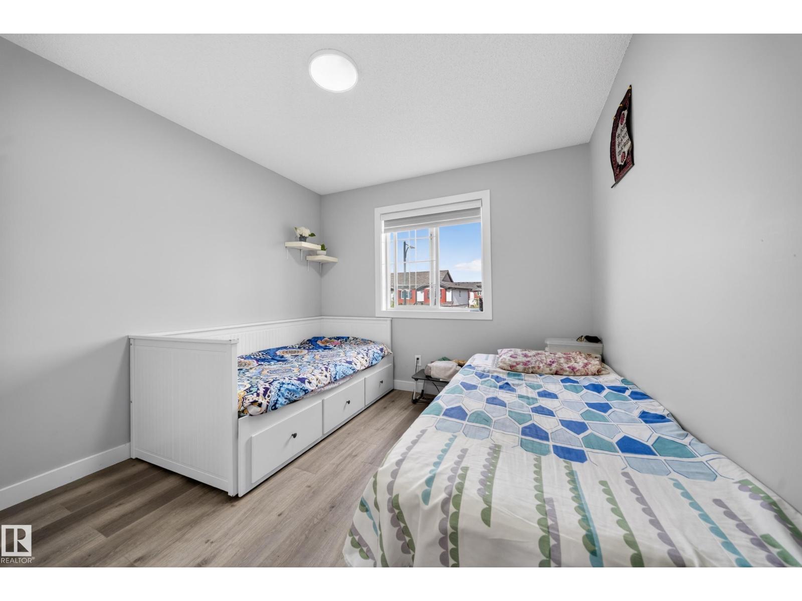 3752 12 ST NW - 20