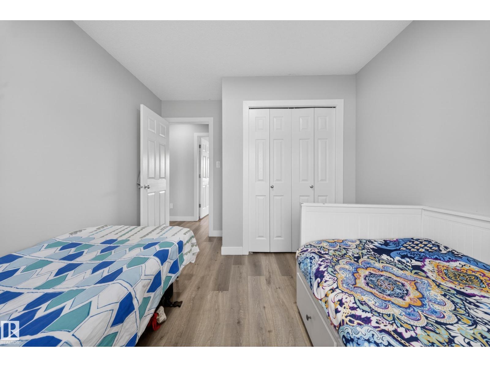 3752 12 ST NW - 21