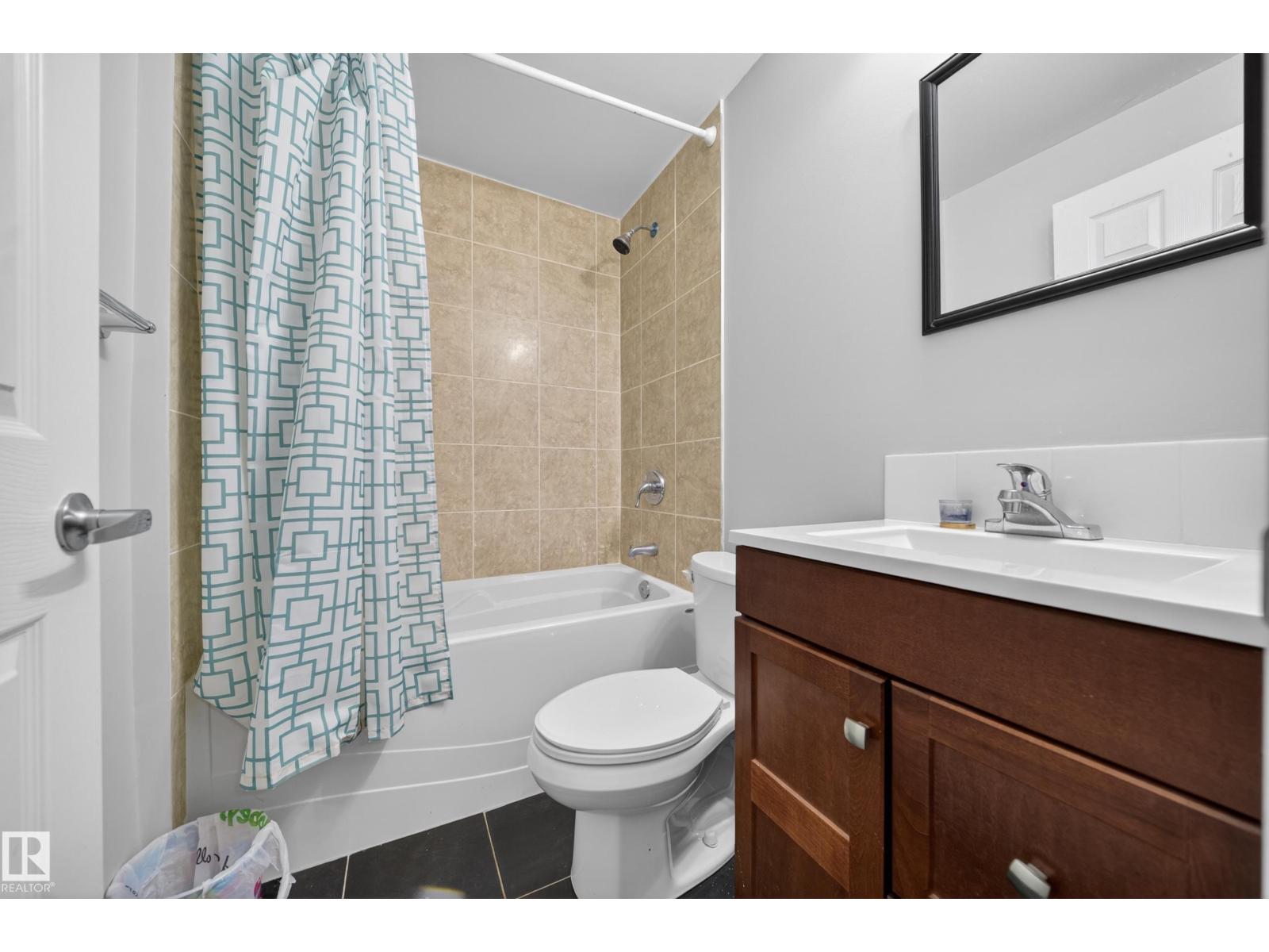 3752 12 ST NW - 32