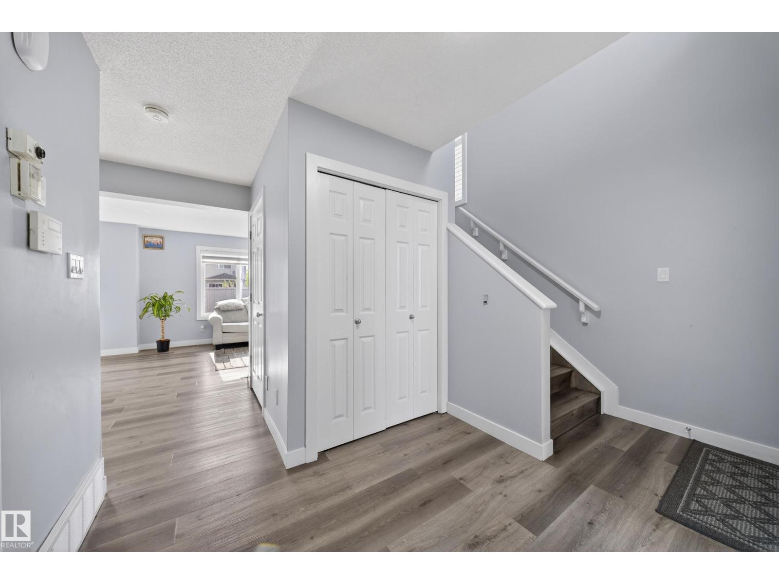 3752 12 ST NW - 4