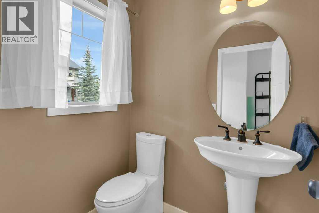 413 River Avenue, Cochrane