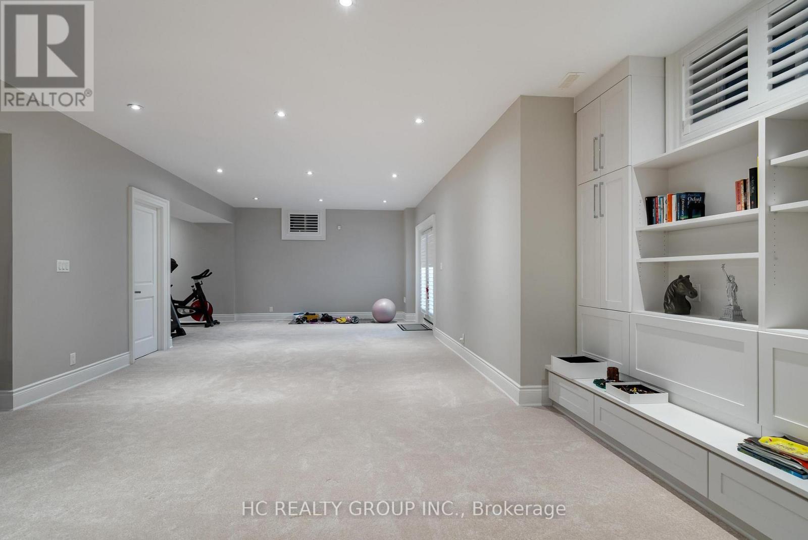 11 CHIPSTEAD ROAD - 32
