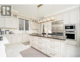 11 Chipstead Road, Toronto, ON M3B3E5 Photo 15