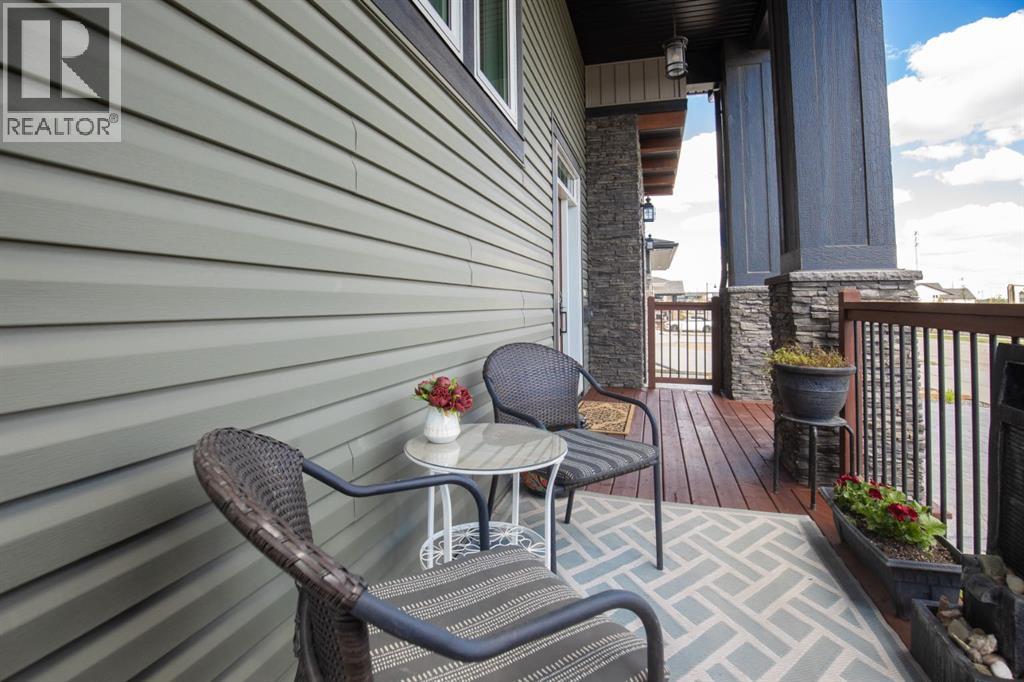 14 Tagish Avenue - 25