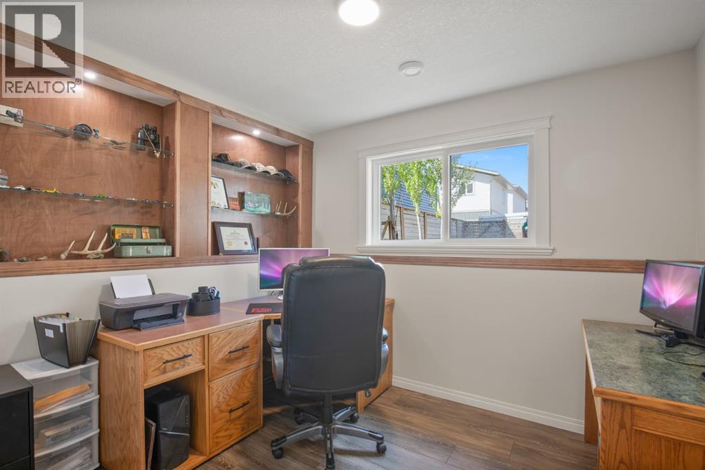 14 Tagish Avenue - 24