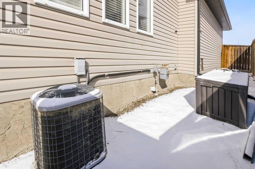 17 Skara Brae Close - 40