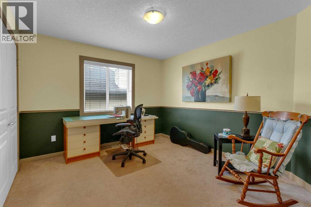 8 Elmont Court SW - 31