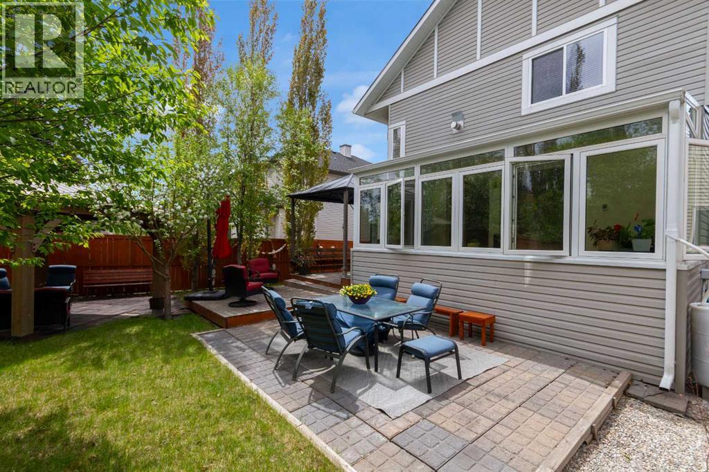 8 Elmont Court SW - 40
