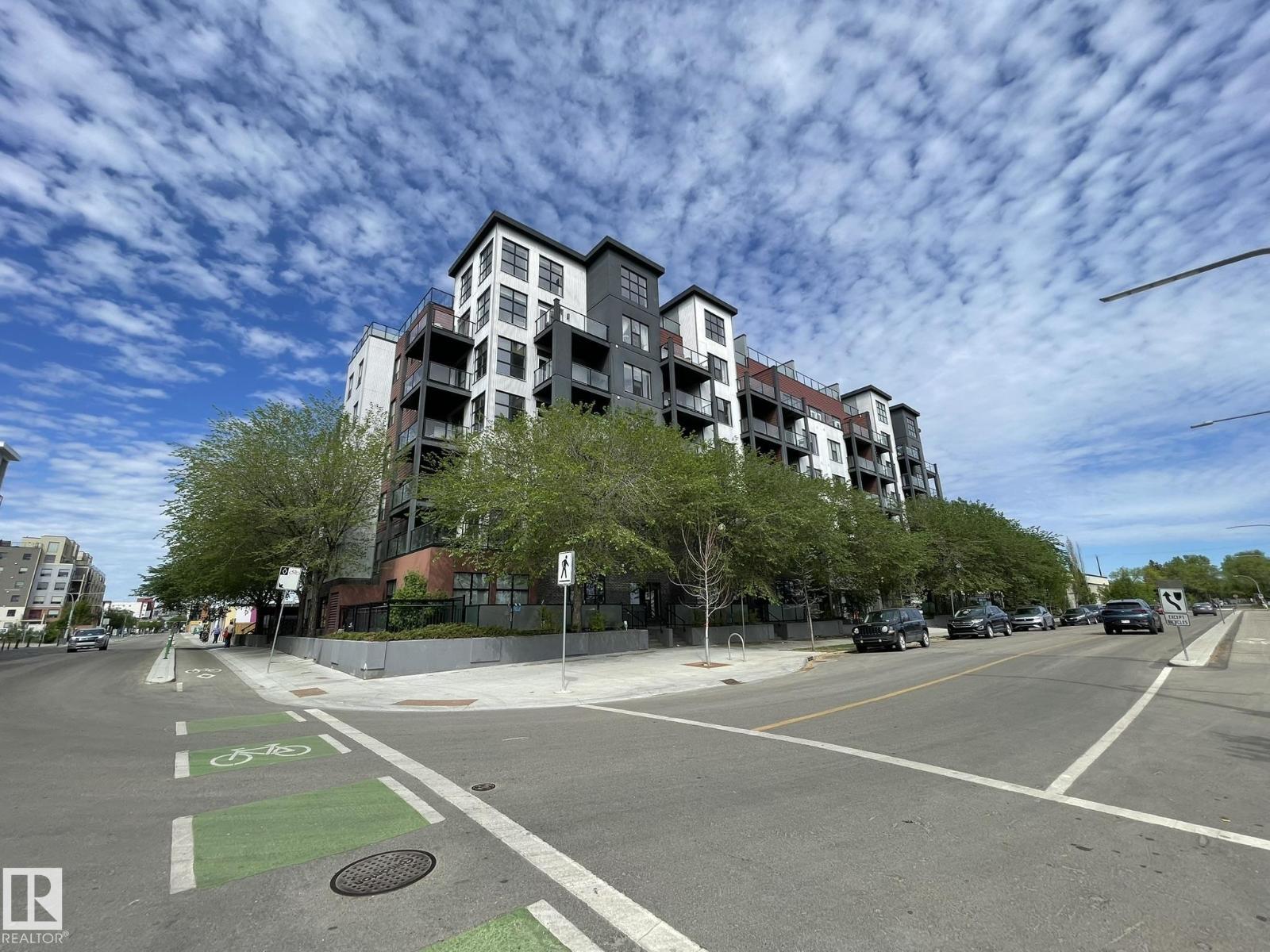 #504 10518 113 ST NW - 61