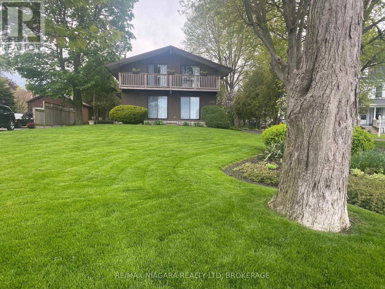 735 NIAGARA BOULEVARD - 50