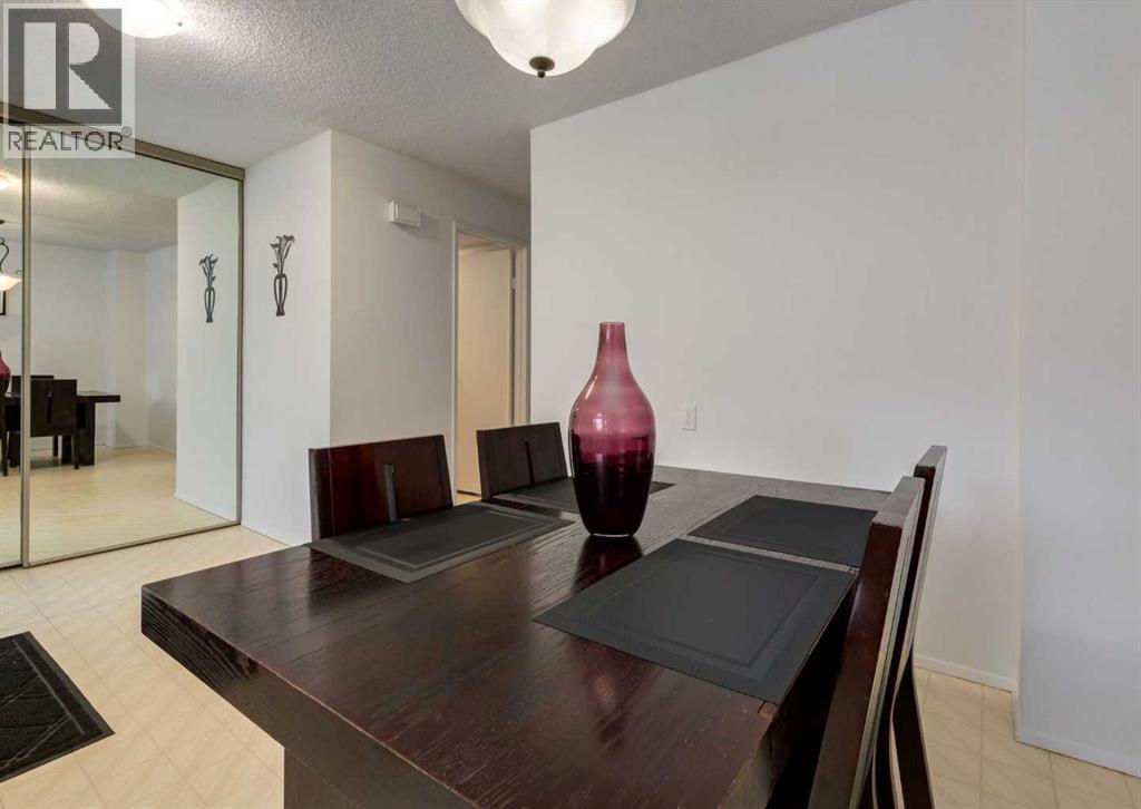 #122 7172 Coach Hill Road SW - 4
