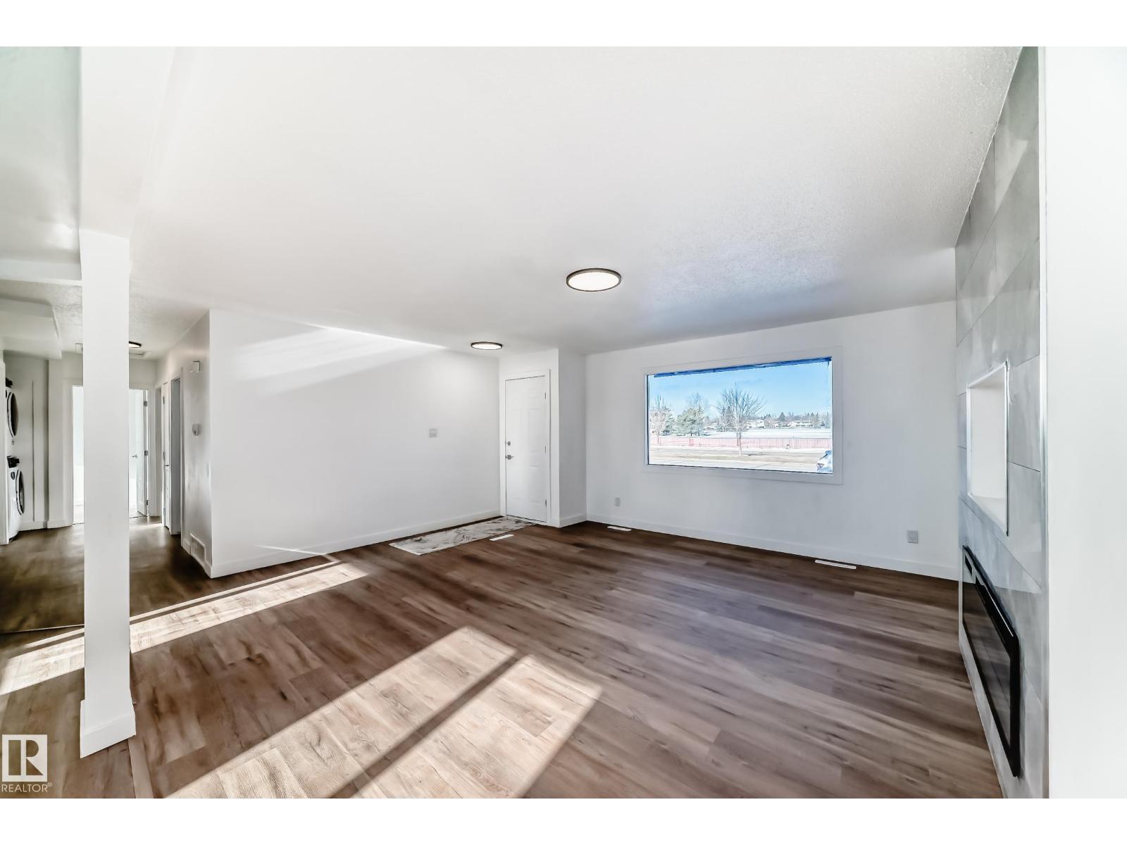 5919 144 AV NW - 13