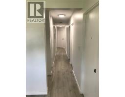 Full bathroom - 217 8th Street S, Cranbrook, BC V1C1N9 Photo 11