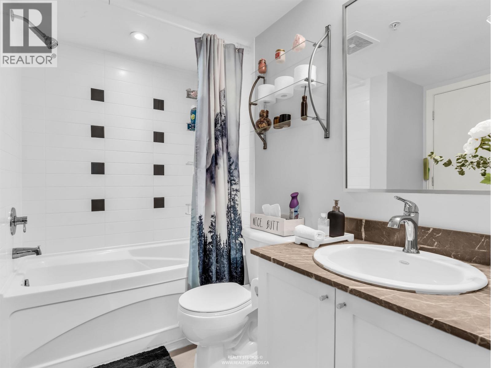 2 Bed, 2 Bath Apartment for Sale in Vancouver – 204 933 HORNBY STREET, Vancouver – MLS# R3128896 - Image 17