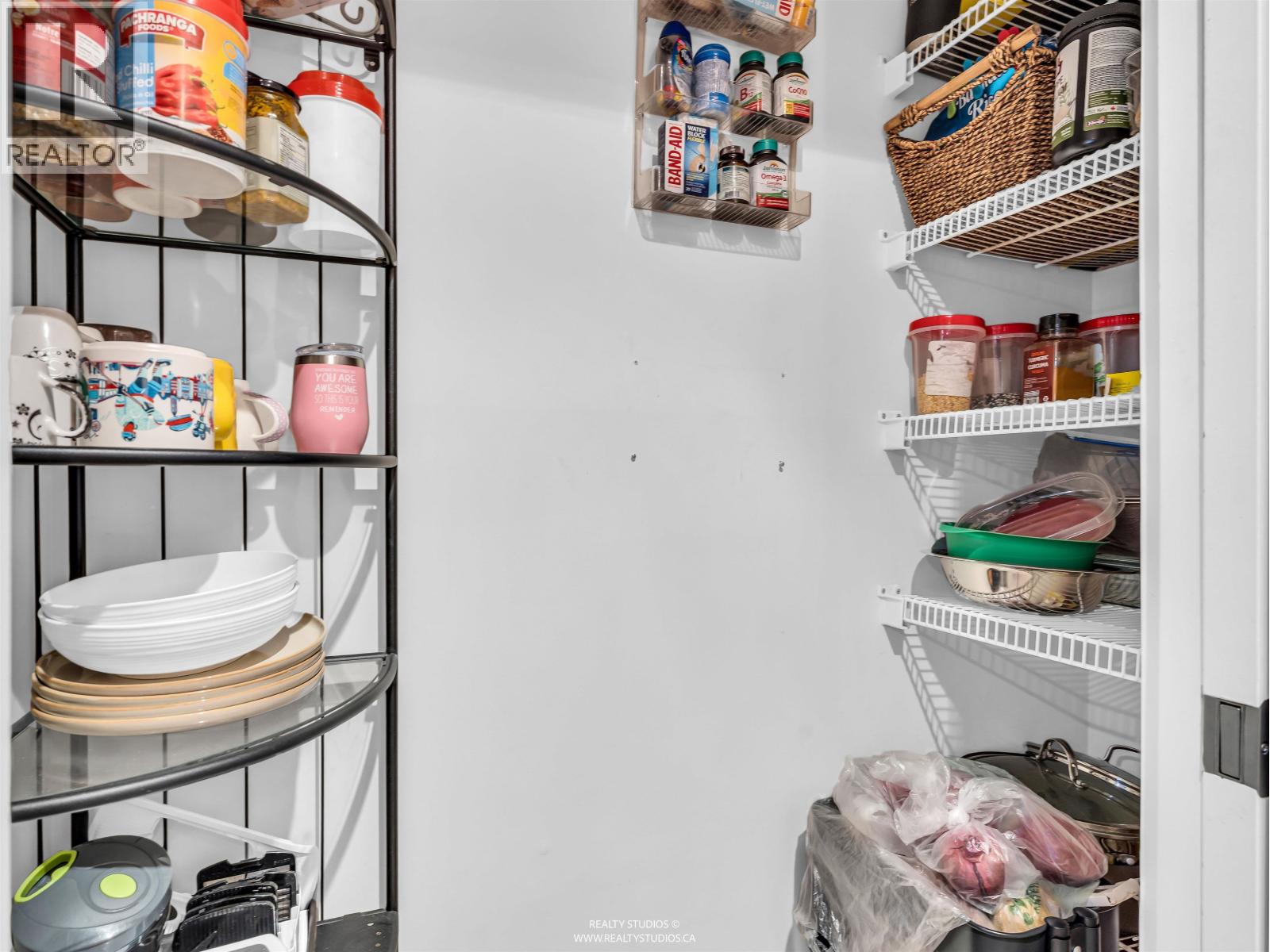 2 Bed, 2 Bath Apartment for Sale in Vancouver – 204 933 HORNBY STREET, Vancouver – MLS# R3128896 - Image 10