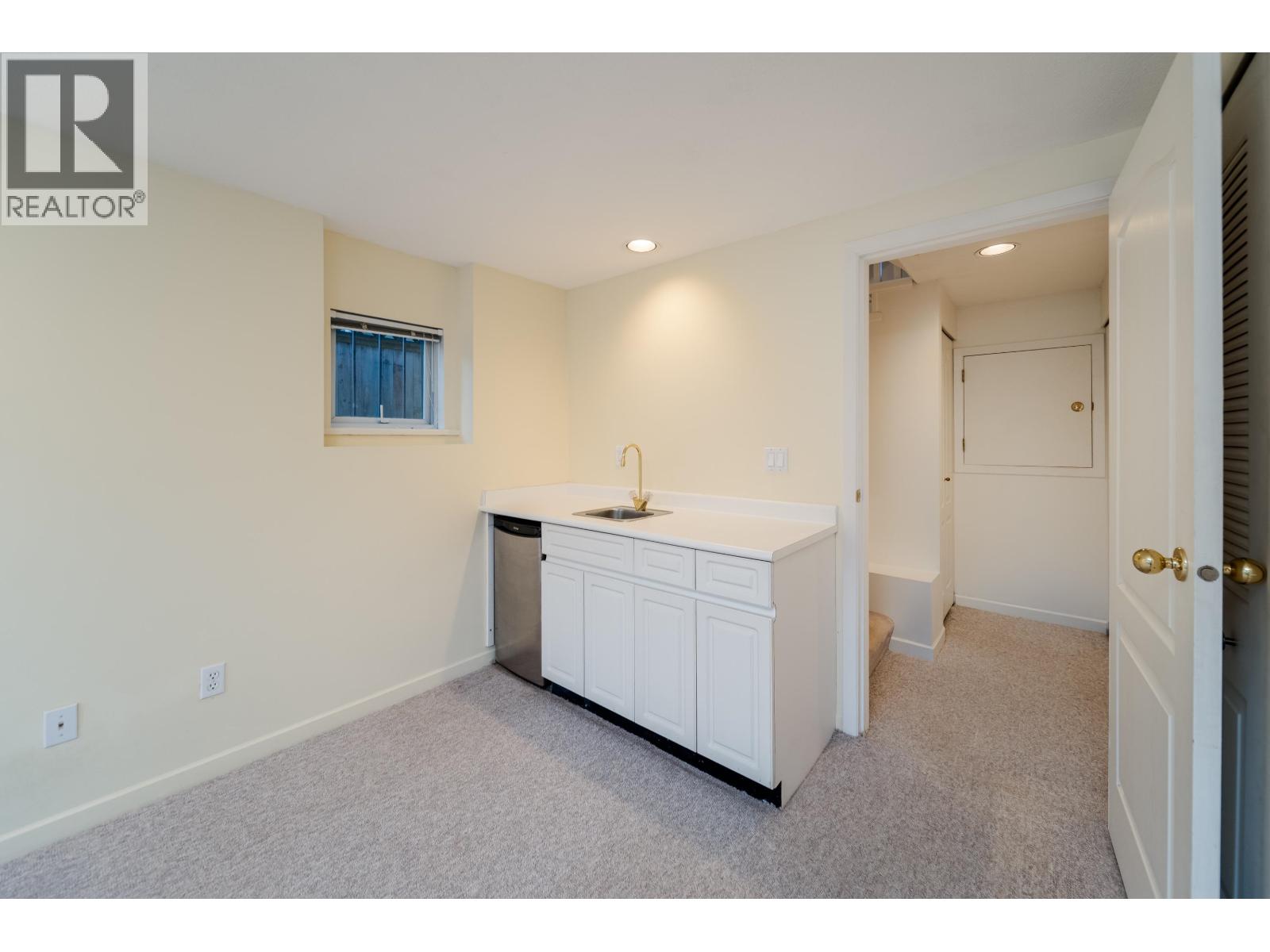 4 Bed, 4 Bath House for Sale in Vancouver – 4682 W 14TH AVENUE, Vancouver – MLS# R3128361 - Image 18
