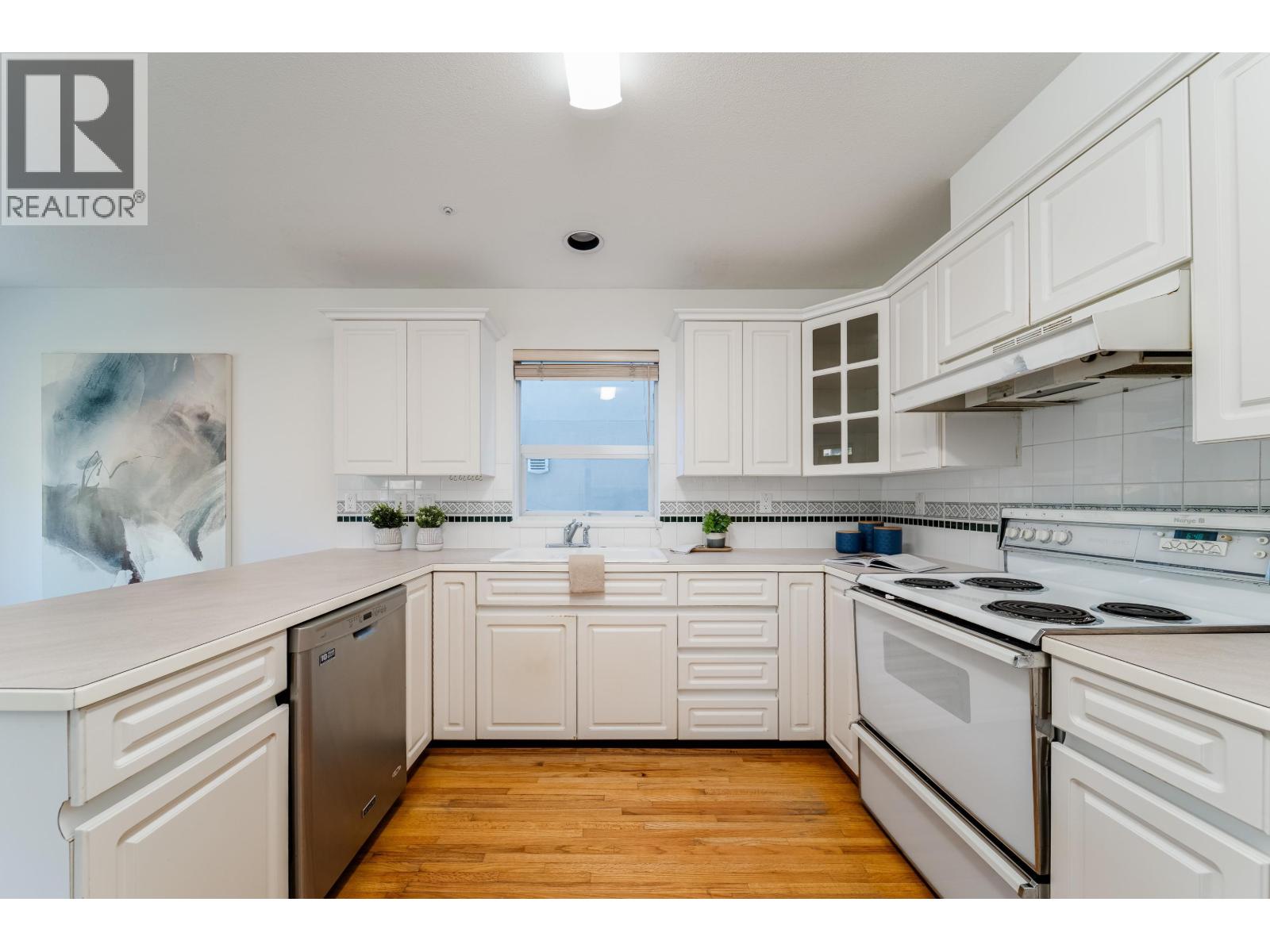 4 Bed, 4 Bath House for Sale in Vancouver – 4682 W 14TH AVENUE, Vancouver – MLS# R3128361 - Image 26