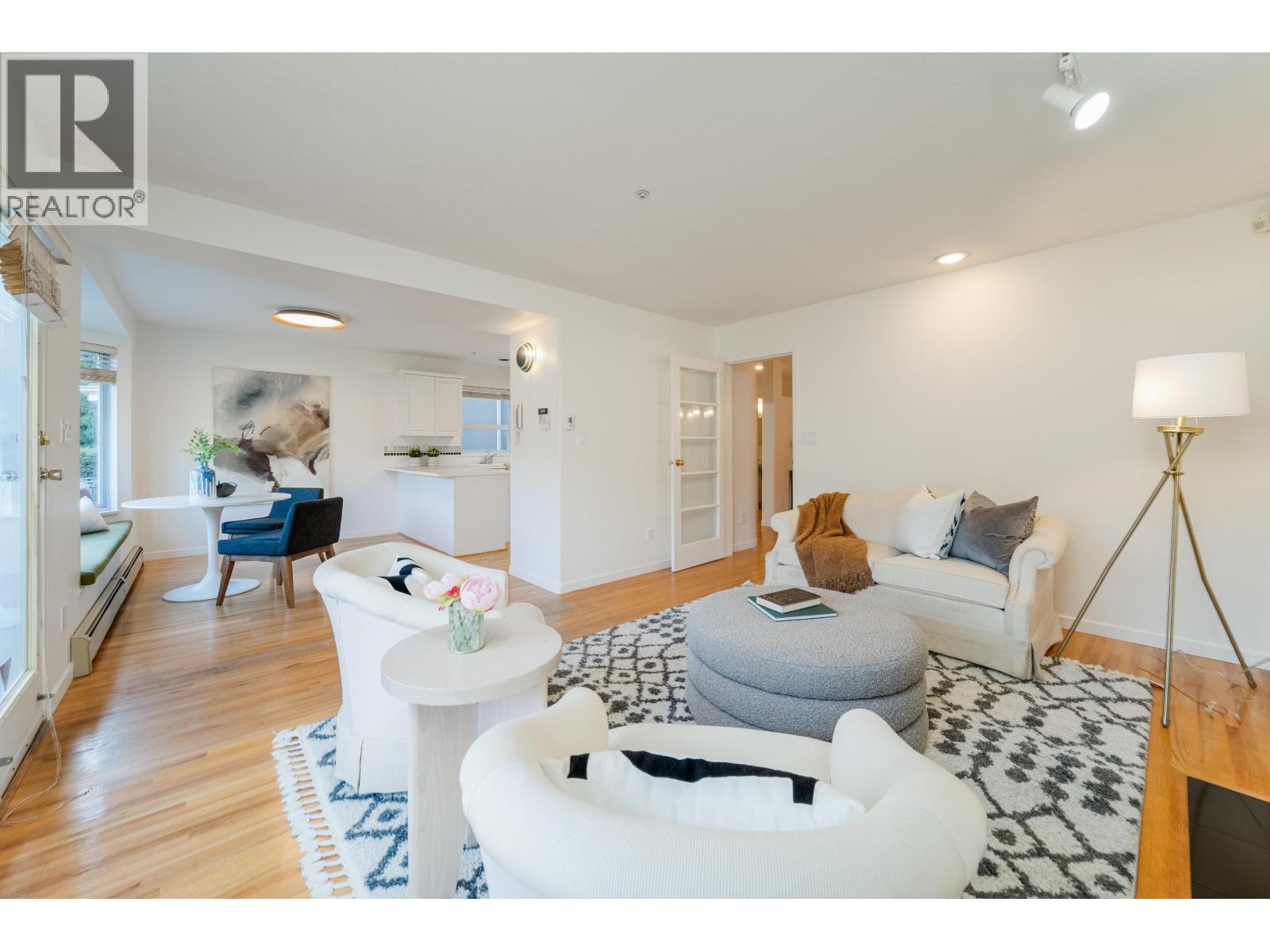 4 Bed, 4 Bath House for Sale in Vancouver – 4682 W 14TH AVENUE, Vancouver – MLS# R3128361 - Image 7