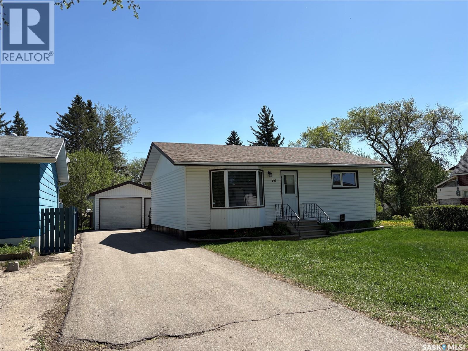 86 1st STREET SW - 1