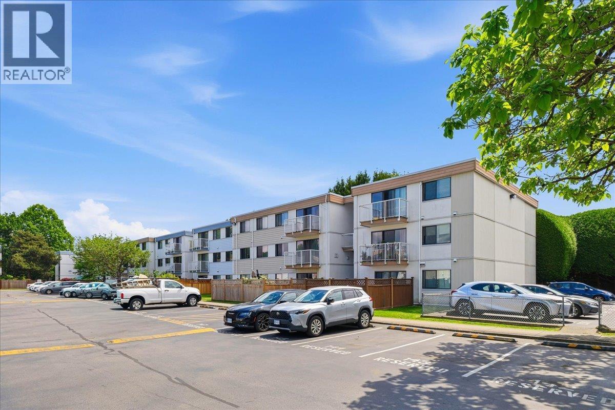 #205-7240 LINDSAY Road, Richmond