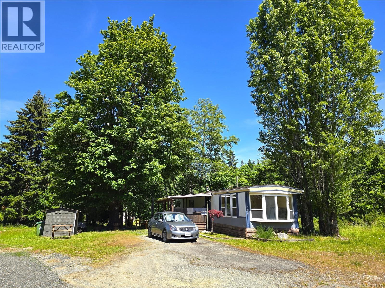 #3 2831 Burde St - 4