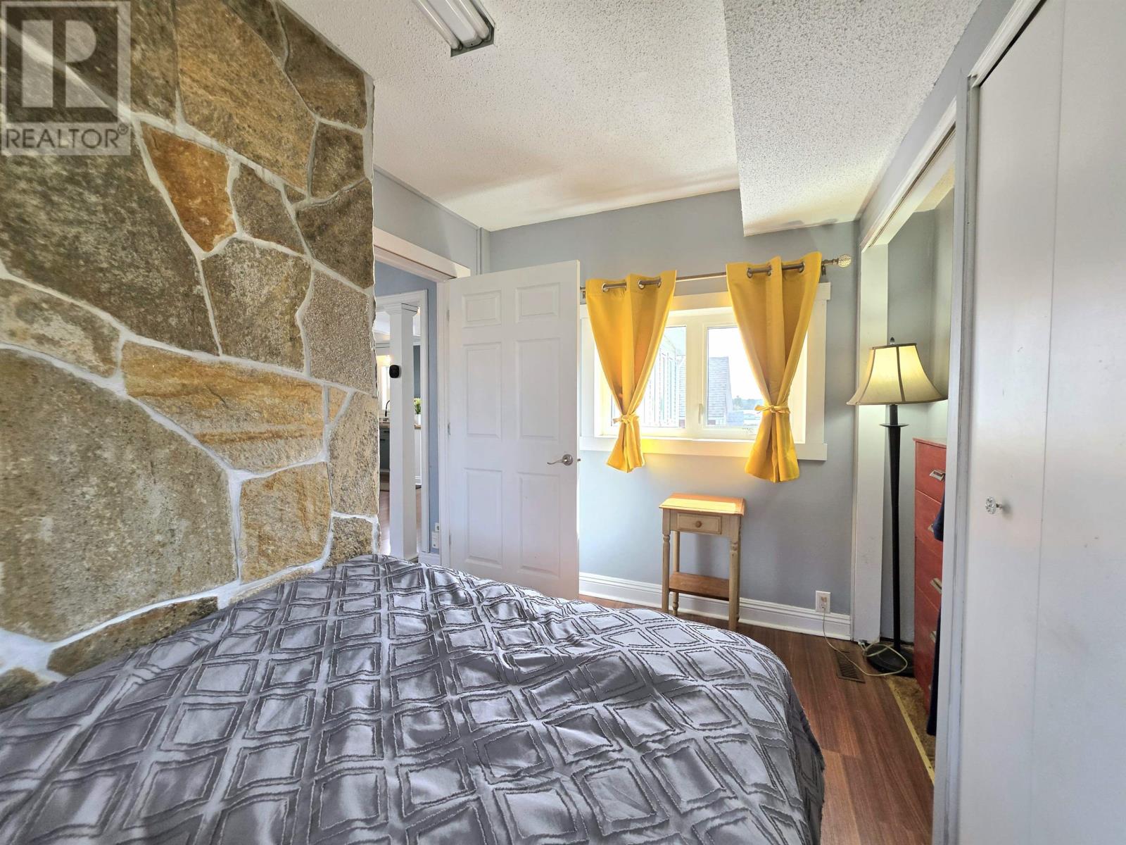 401 Third Street South - 26