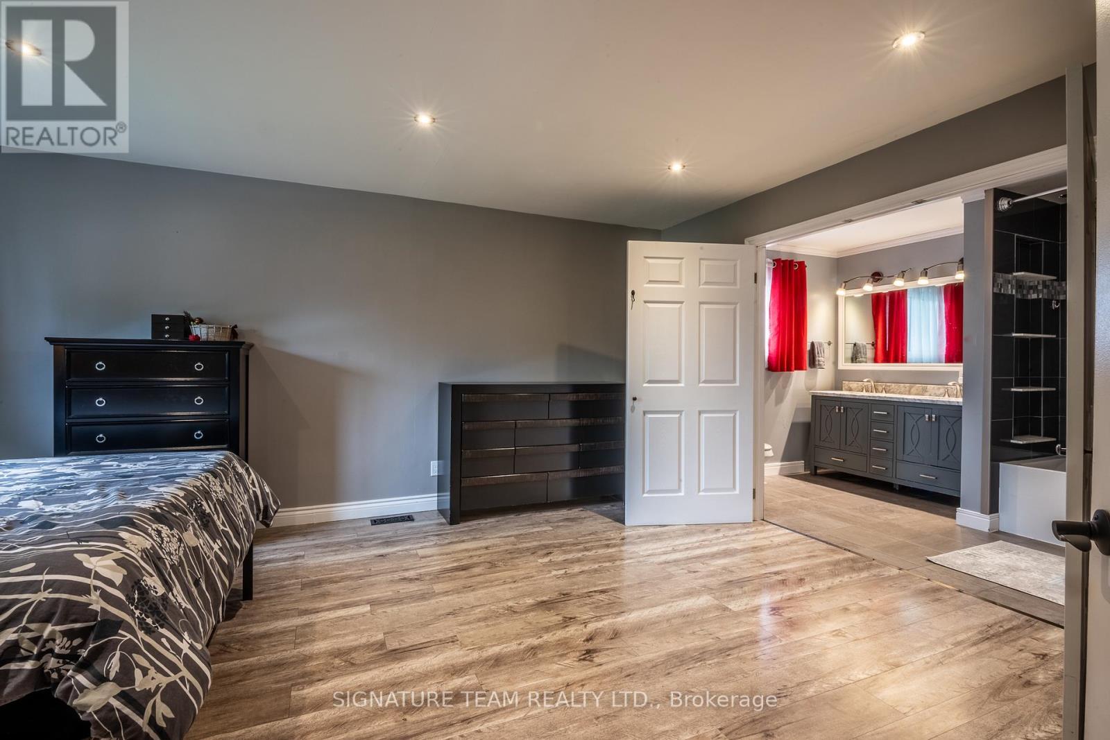 149 TOWN LINE ROAD - 15