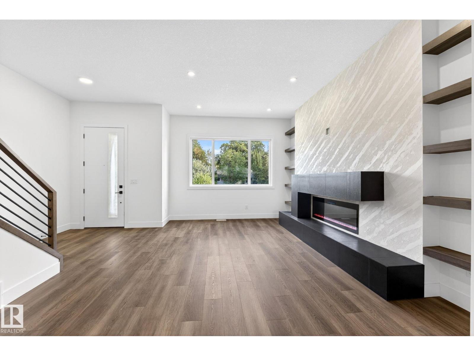 5308 103A AV NW - 13