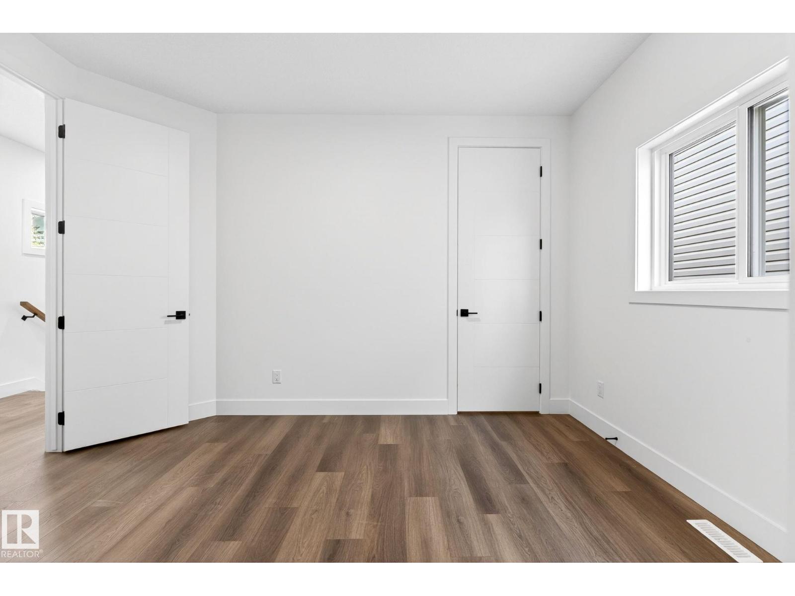 5308 103A AV NW - 34