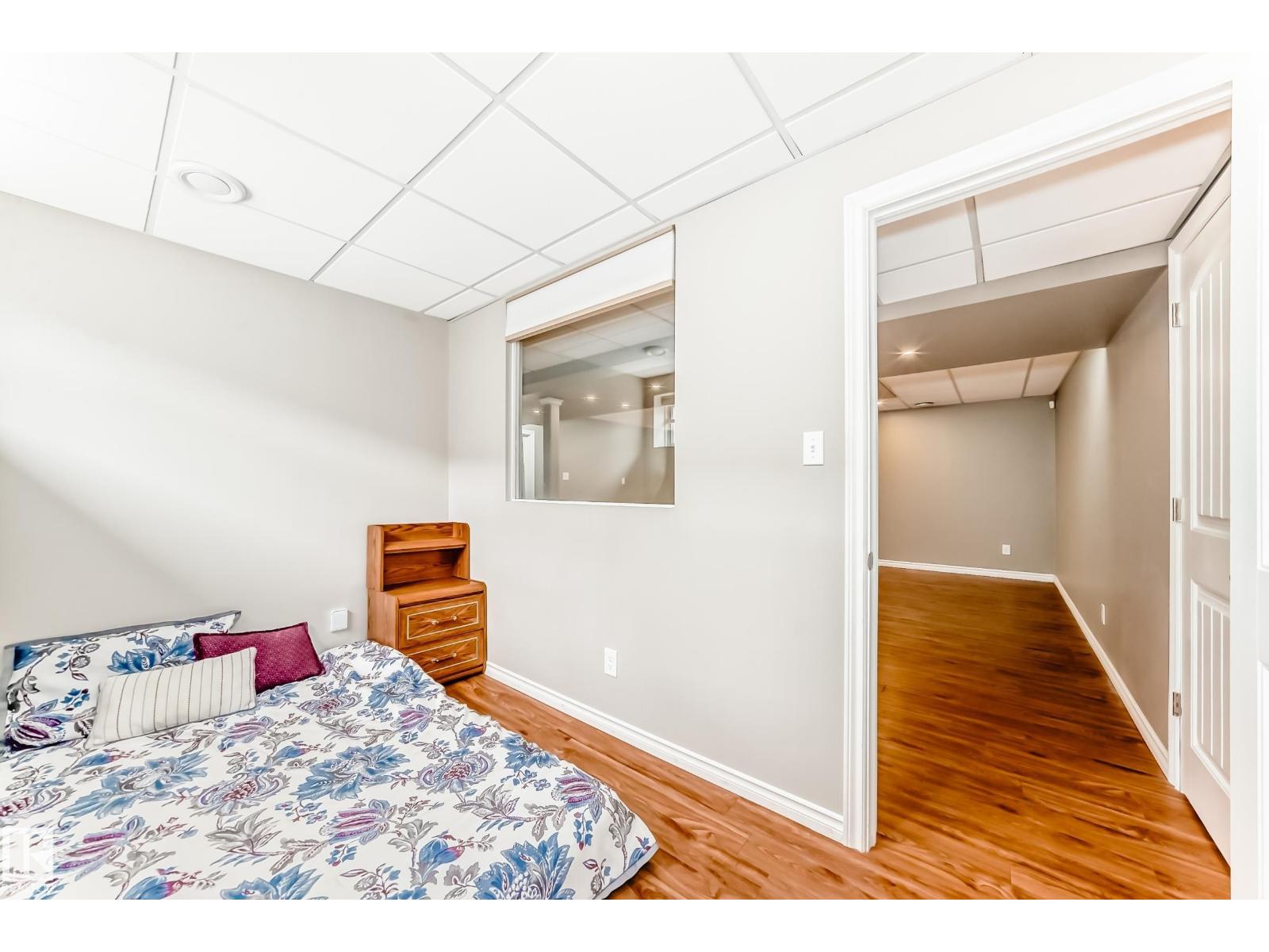 18003 77 ST NW - 51