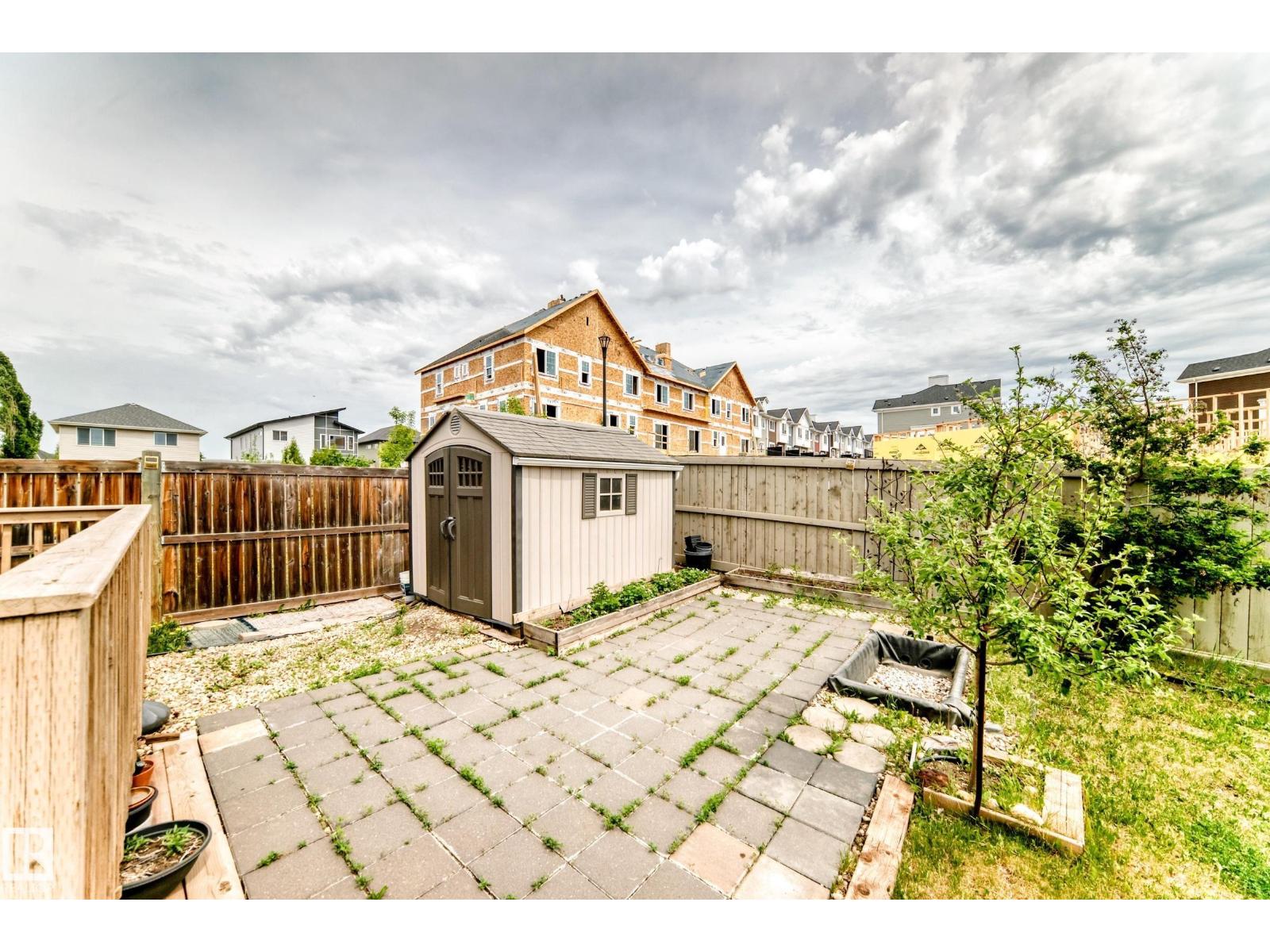 18003 77 ST NW - 63