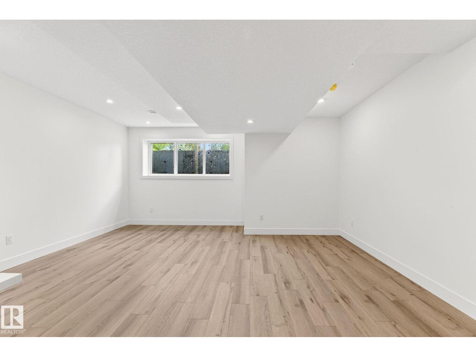 5310 103A AV NW - 51
