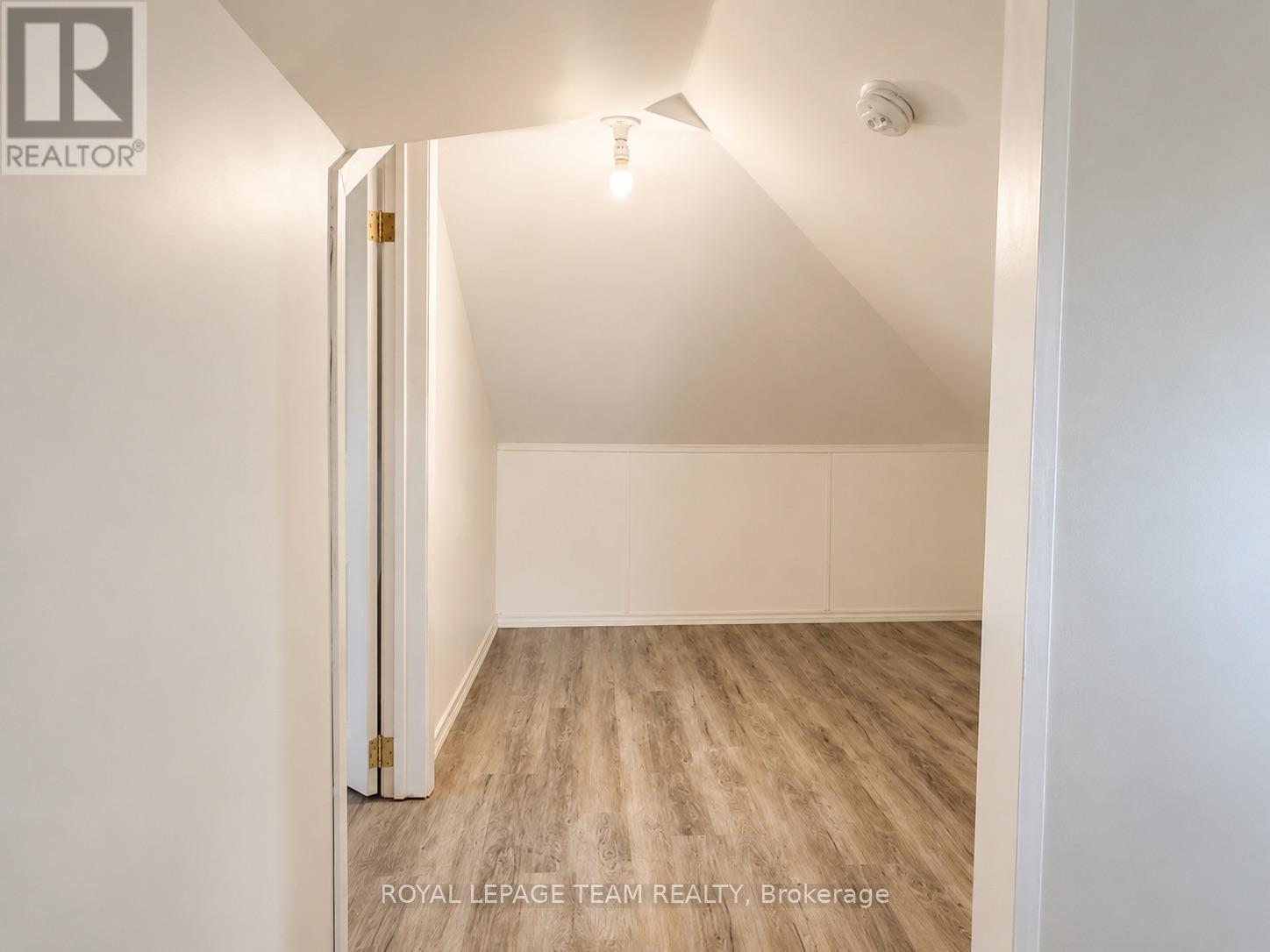 26 LANE STREET - 23