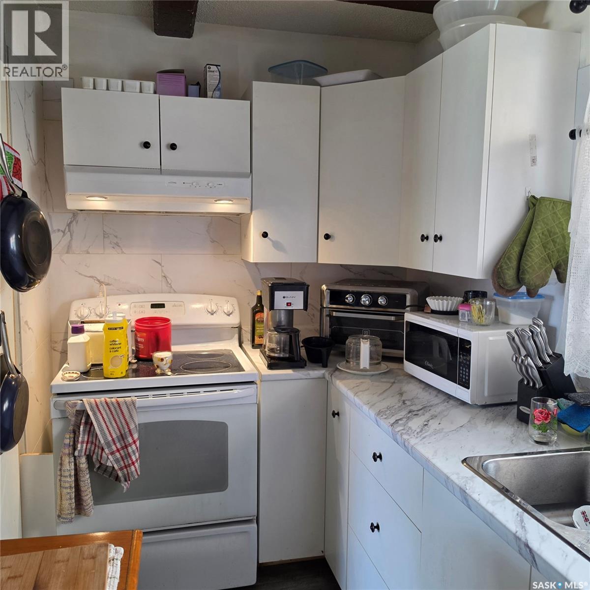 38 6th STREET SE - 11