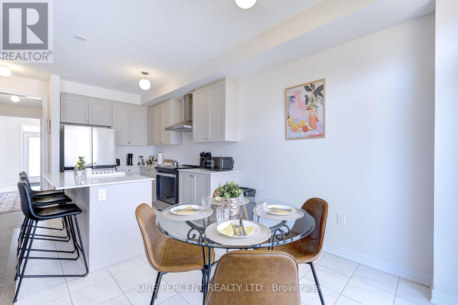 465 KENNEDY CIRCLE W - 15