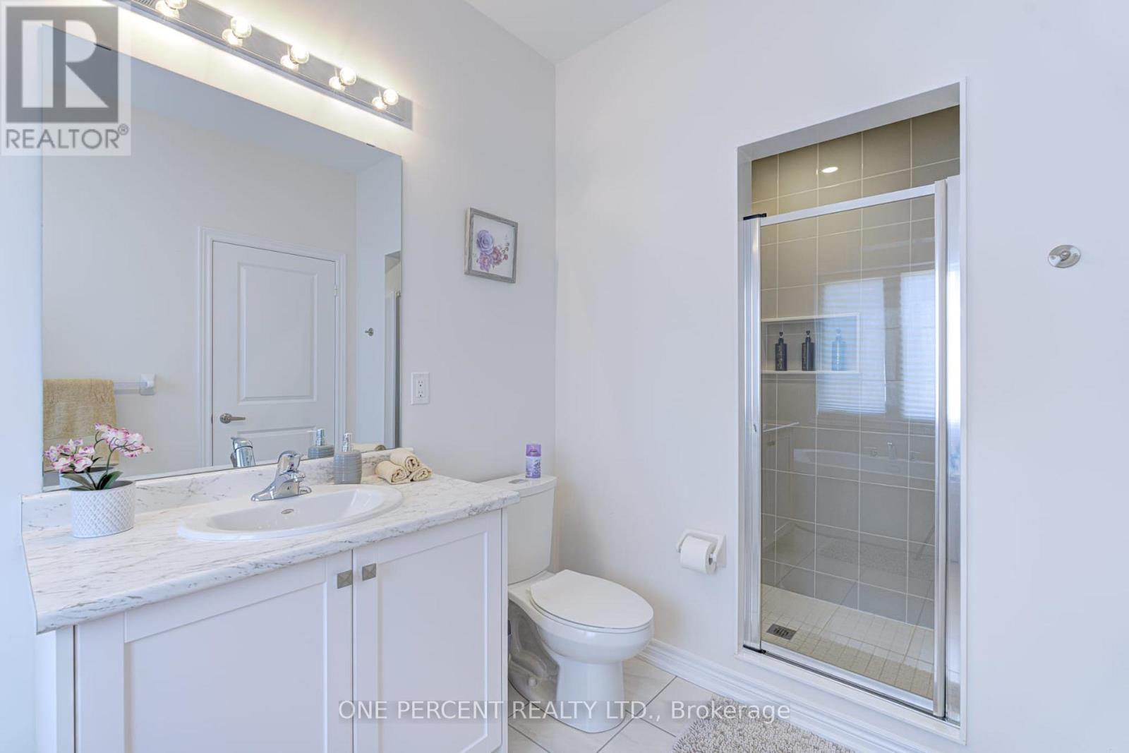 465 KENNEDY CIRCLE W - 29