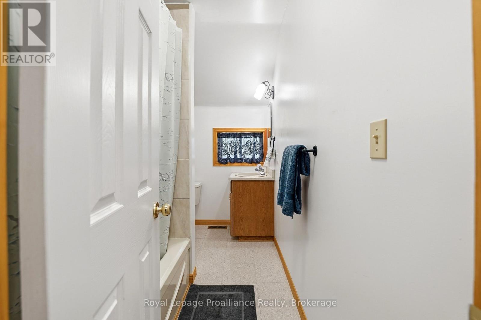 339 LITTLE FINCH LAKE ROAD - 24
