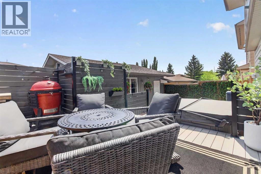 348 Midlake Boulevard SE — photo 34