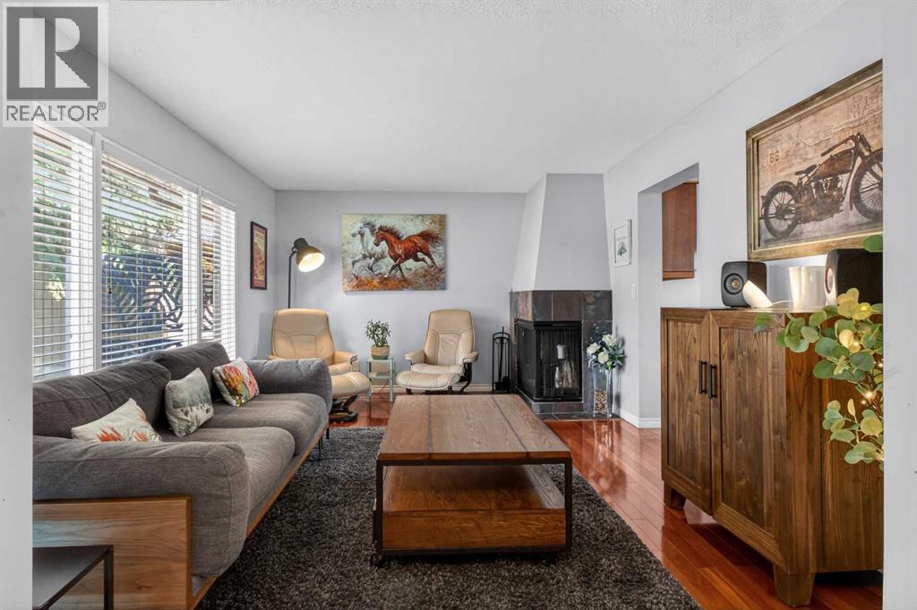 348 Midlake Boulevard SE - photo 4
